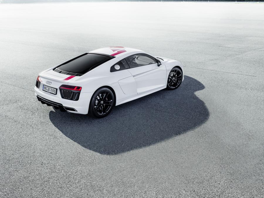  Audi R8 V10 RWS 2017 года  (WW) (фото 19 из 81)